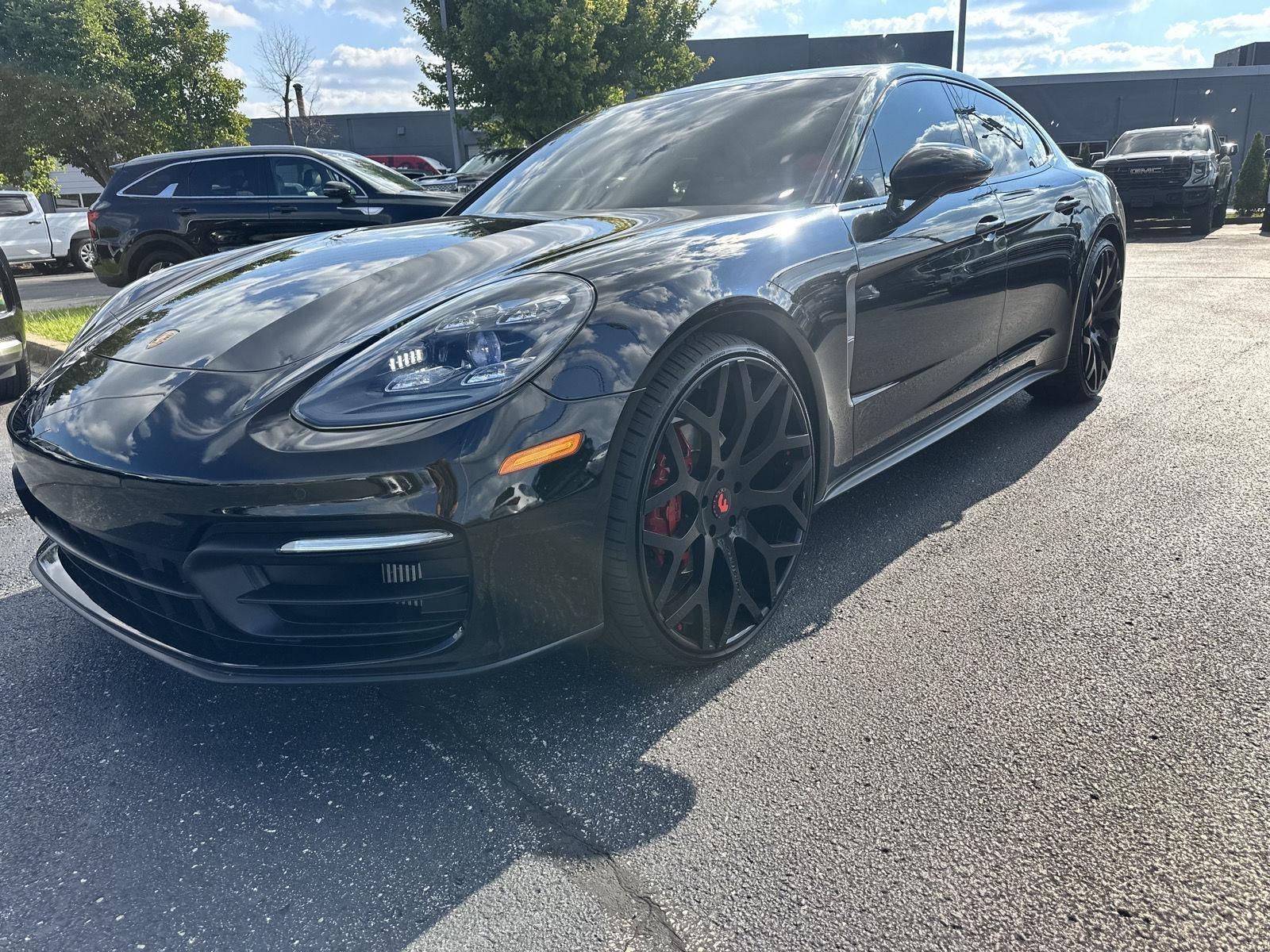 Porsche Panamera 4 2022