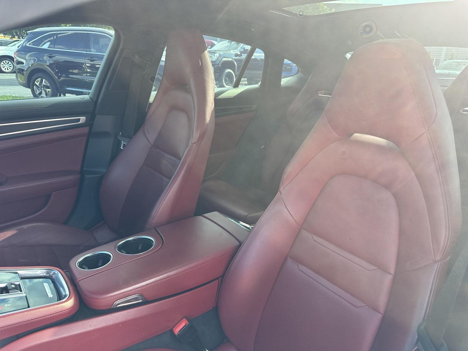 Porsche Panamera 4 2022