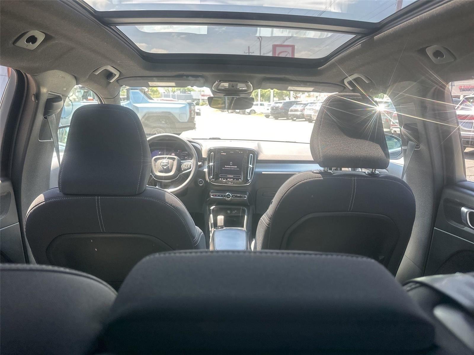 Volvo XC40 B5 Core AWD 2025