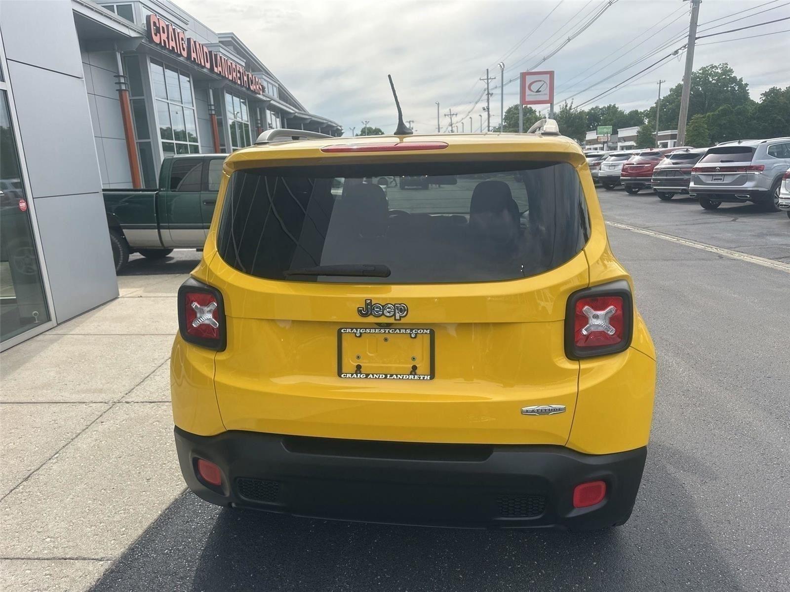 Jeep Renegade Latitude FWD 2017