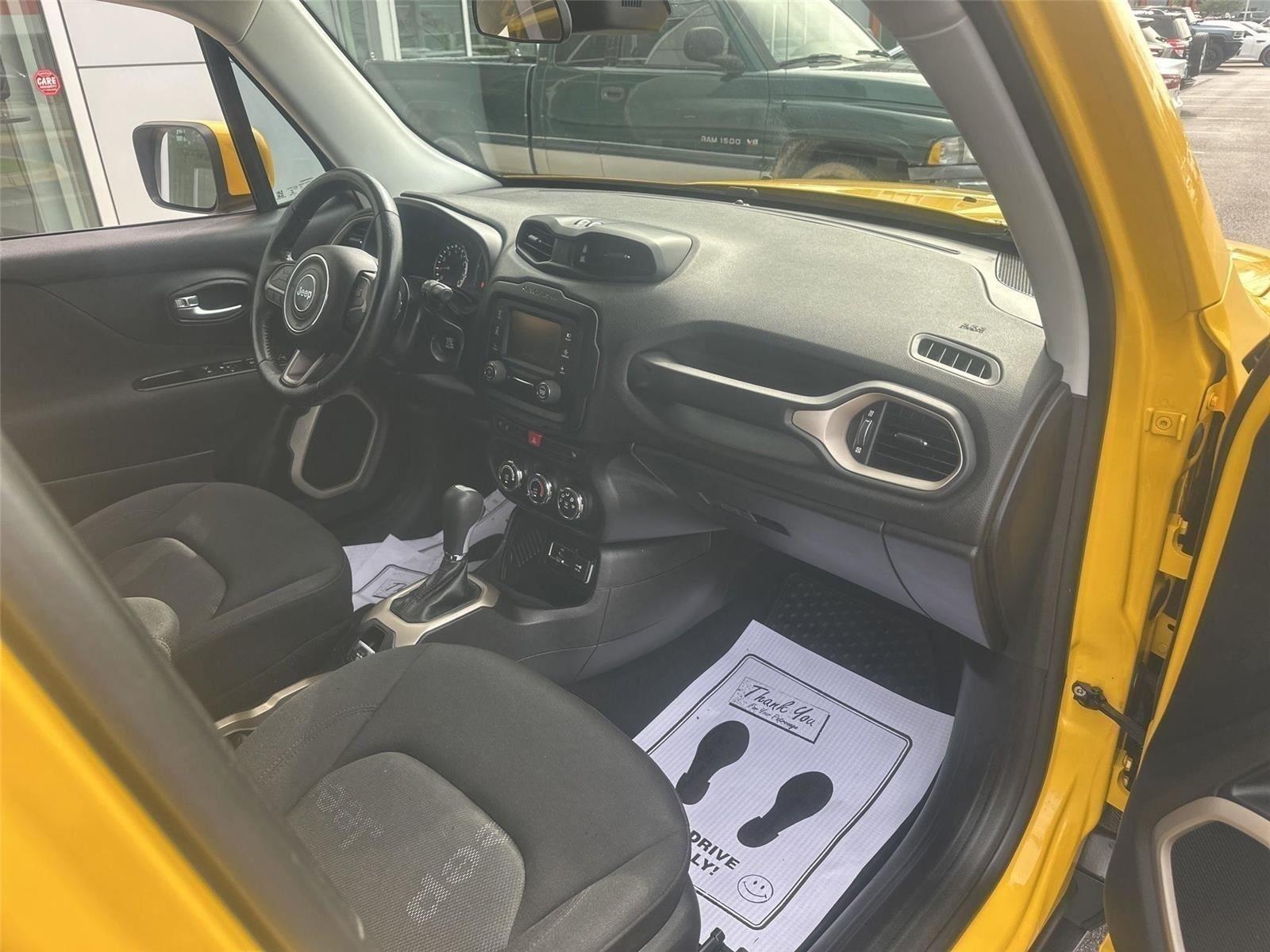 Jeep Renegade Latitude FWD 2017