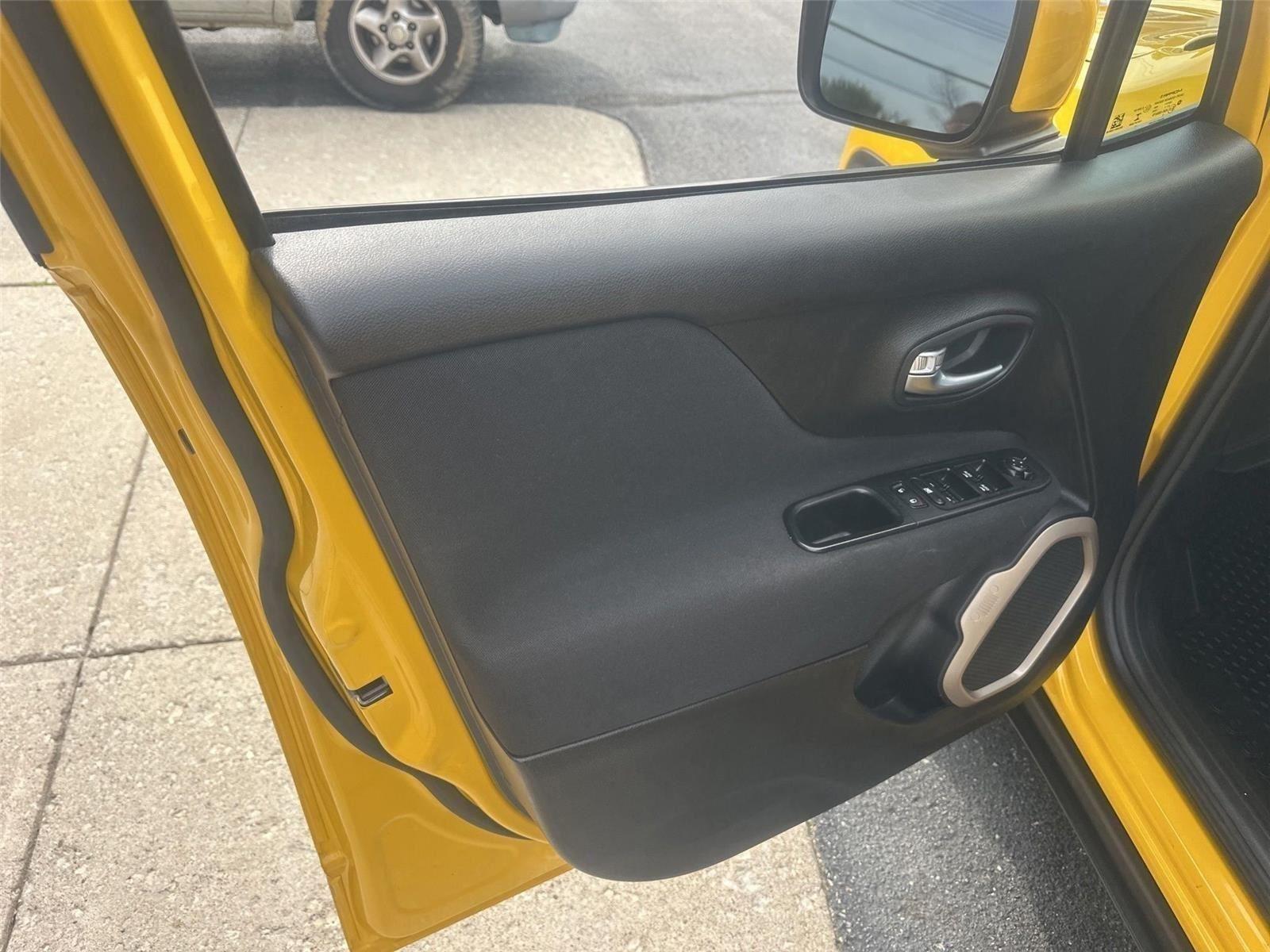 Jeep Renegade Latitude FWD 2017
