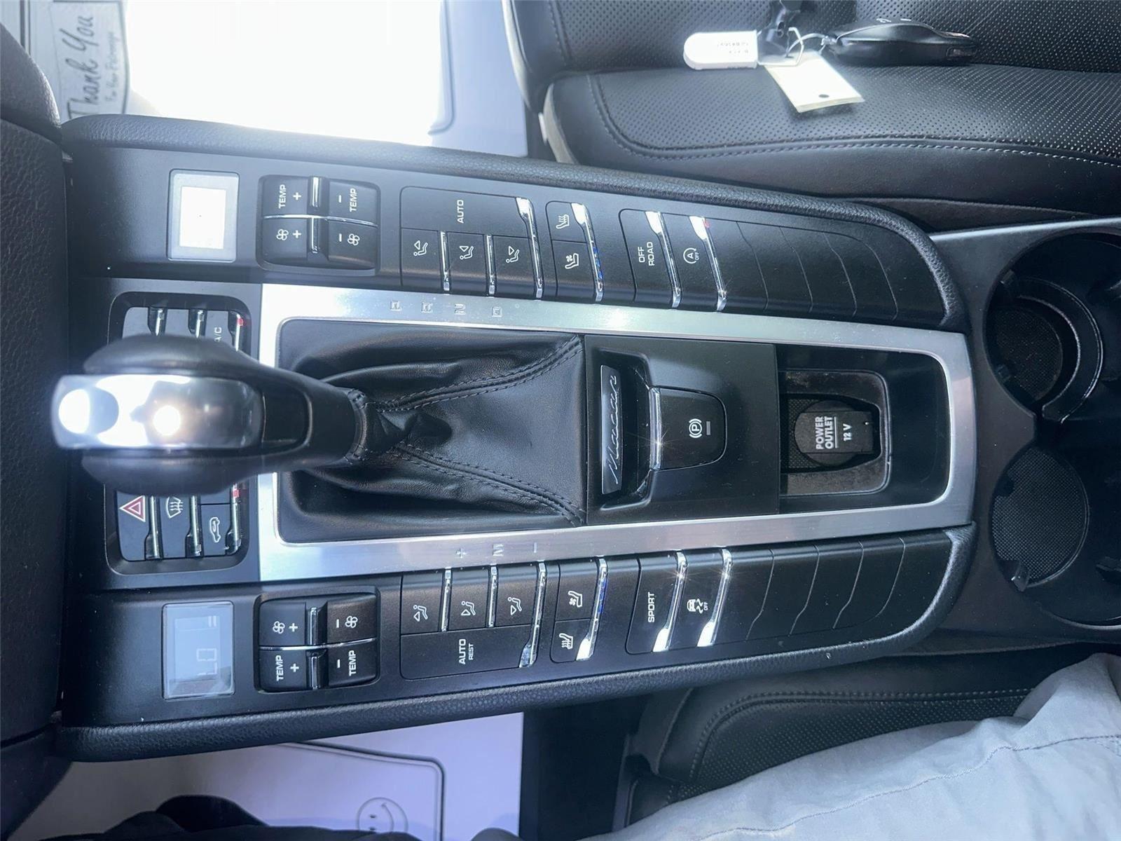 Porsche Macan S 2016