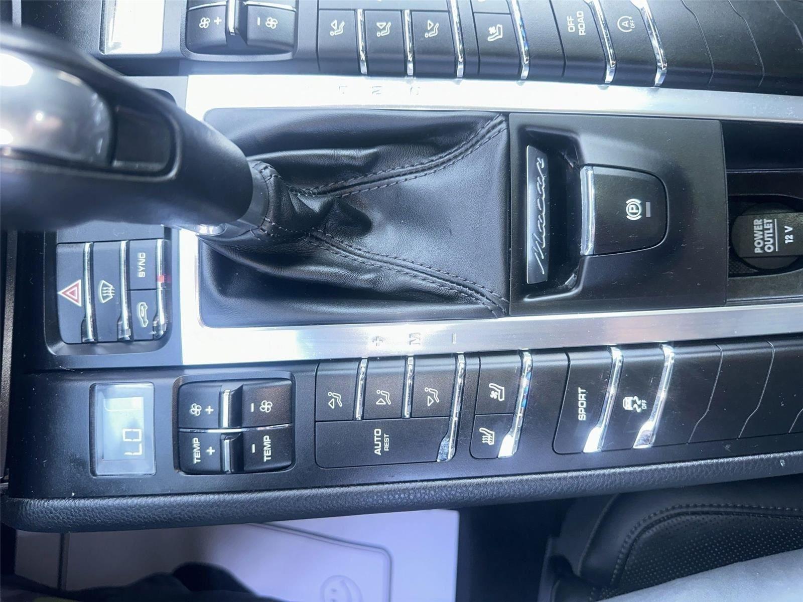 Porsche Macan S 2016