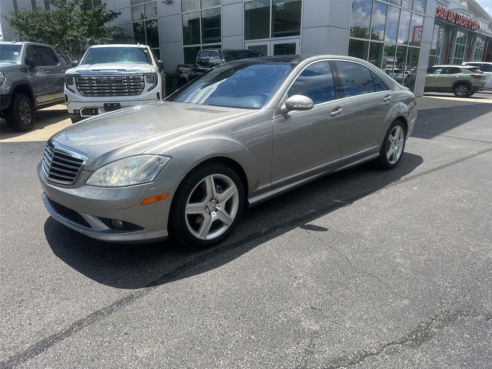 Mercedes-Benz S-Class S550 2008