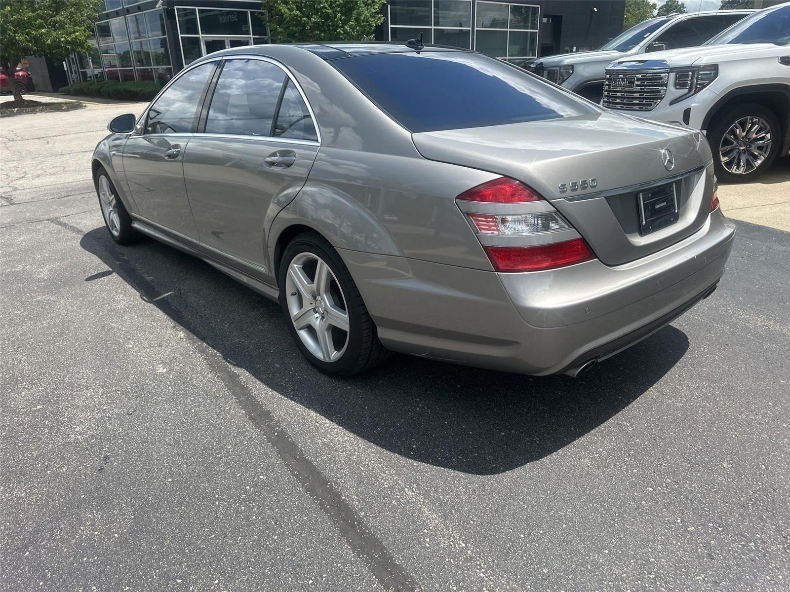 Mercedes-Benz S-Class S550 2008