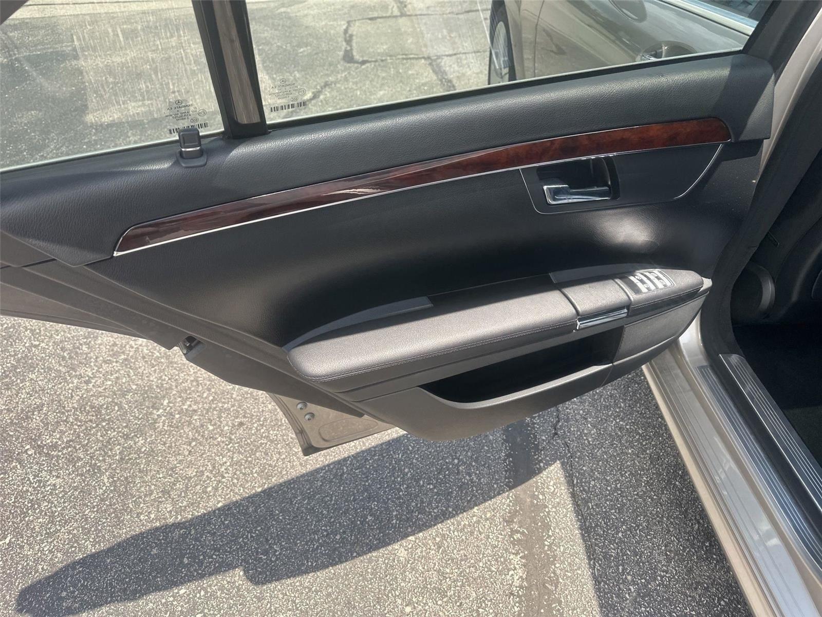 Mercedes-Benz S-Class S550 2008