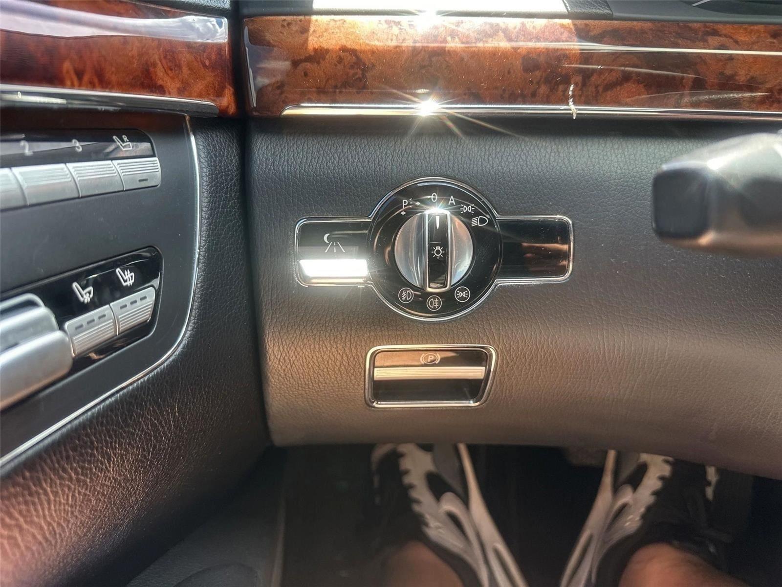 Mercedes-Benz S-Class S550 2008