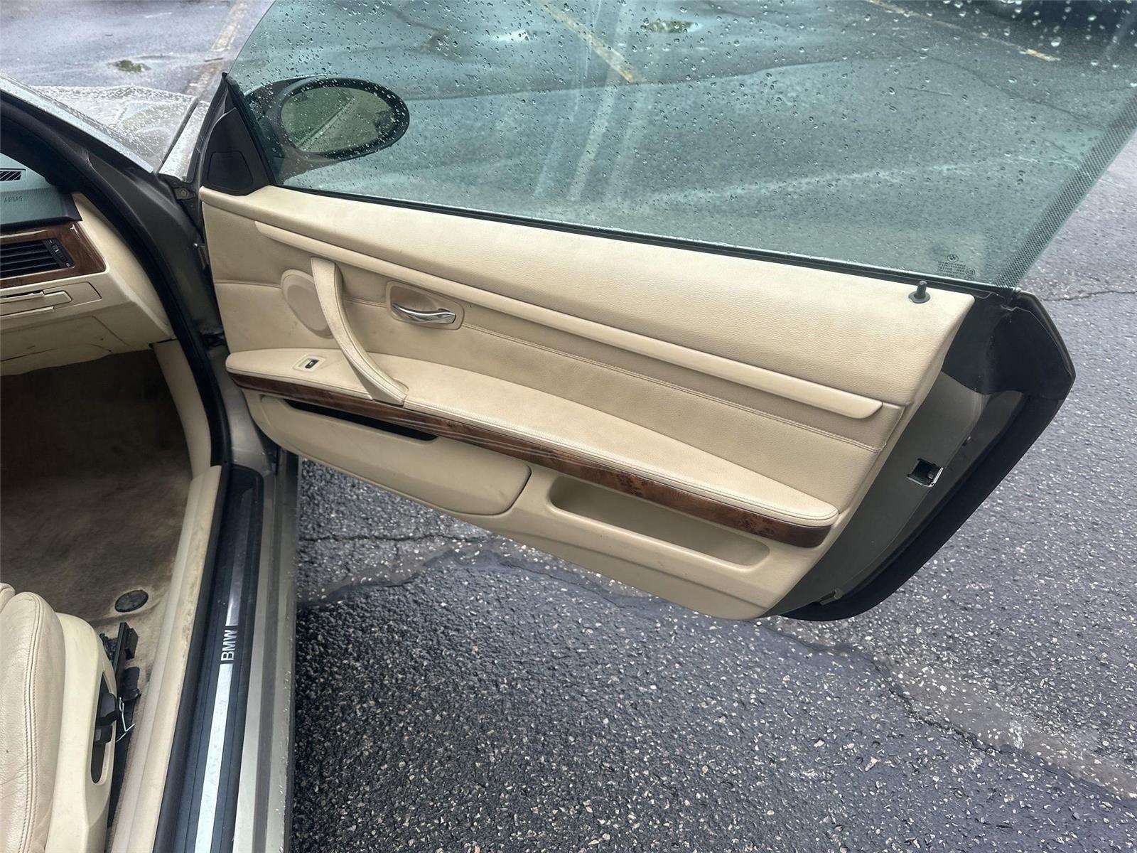 BMW 3-Series 328i Convertible 2007