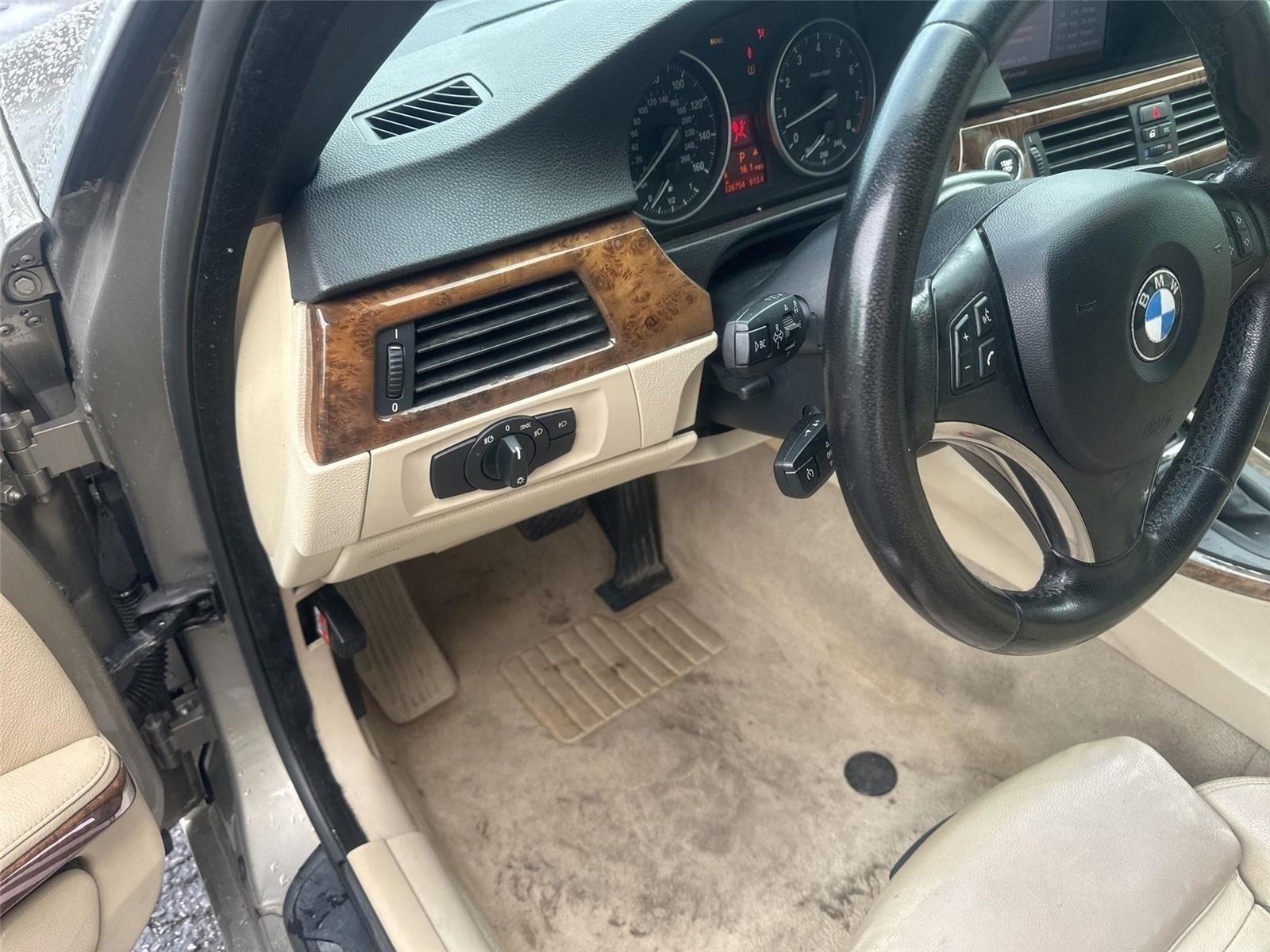 BMW 3-Series 328i Convertible 2007