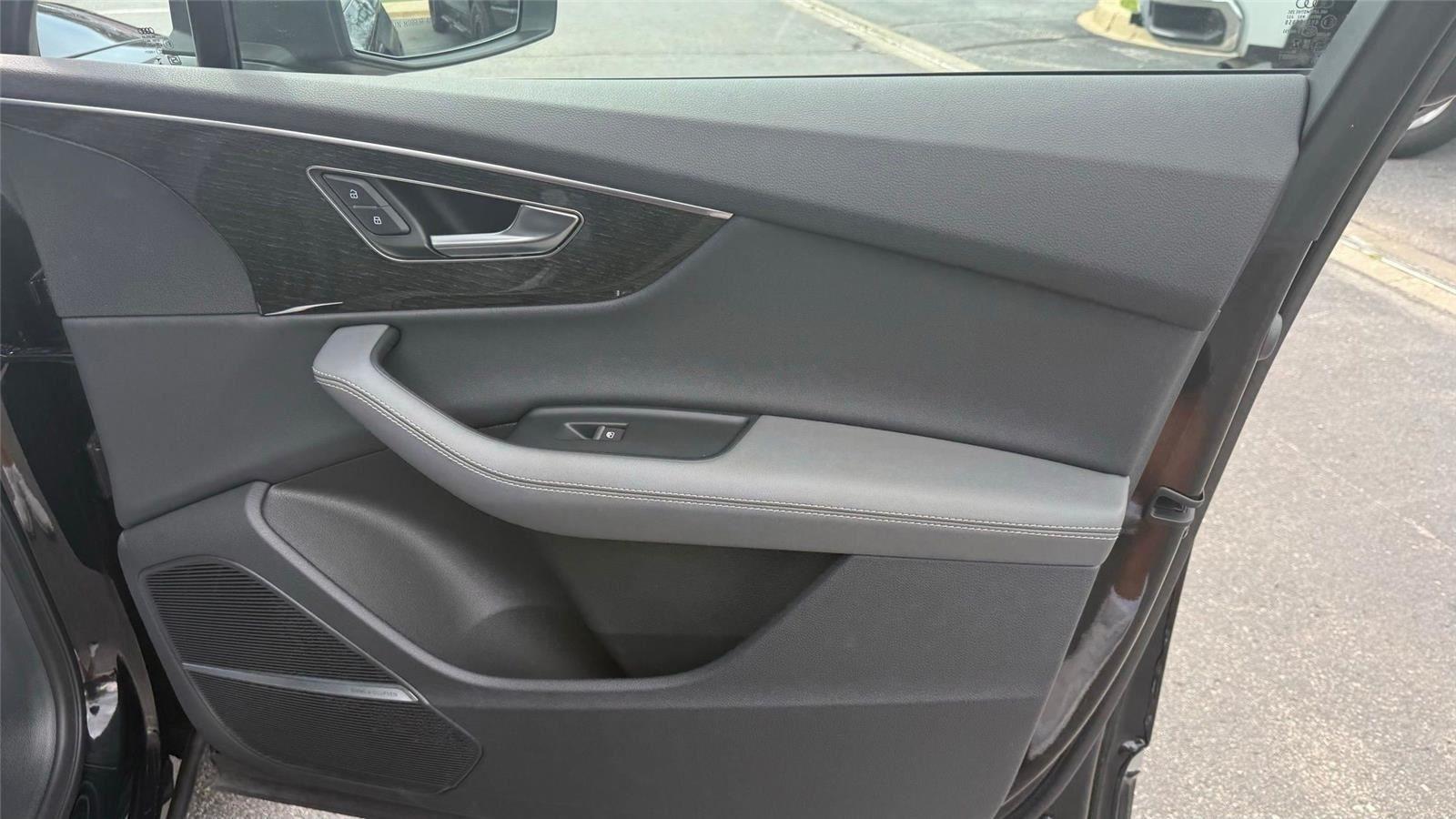 Audi Q7 Premium Plus 55 TFSI quattro 2025