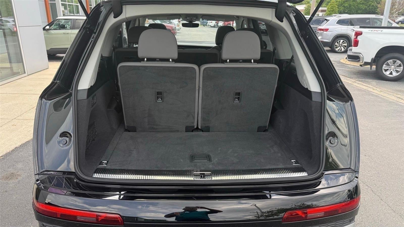 Audi Q7 Premium Plus 55 TFSI quattro 2025