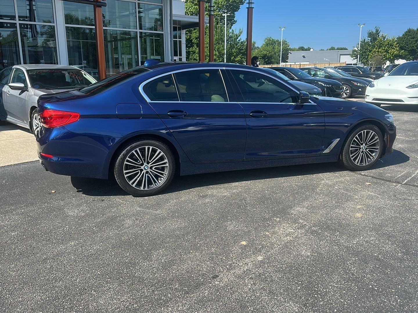 BMW 5-Series 530i xDrive 2019