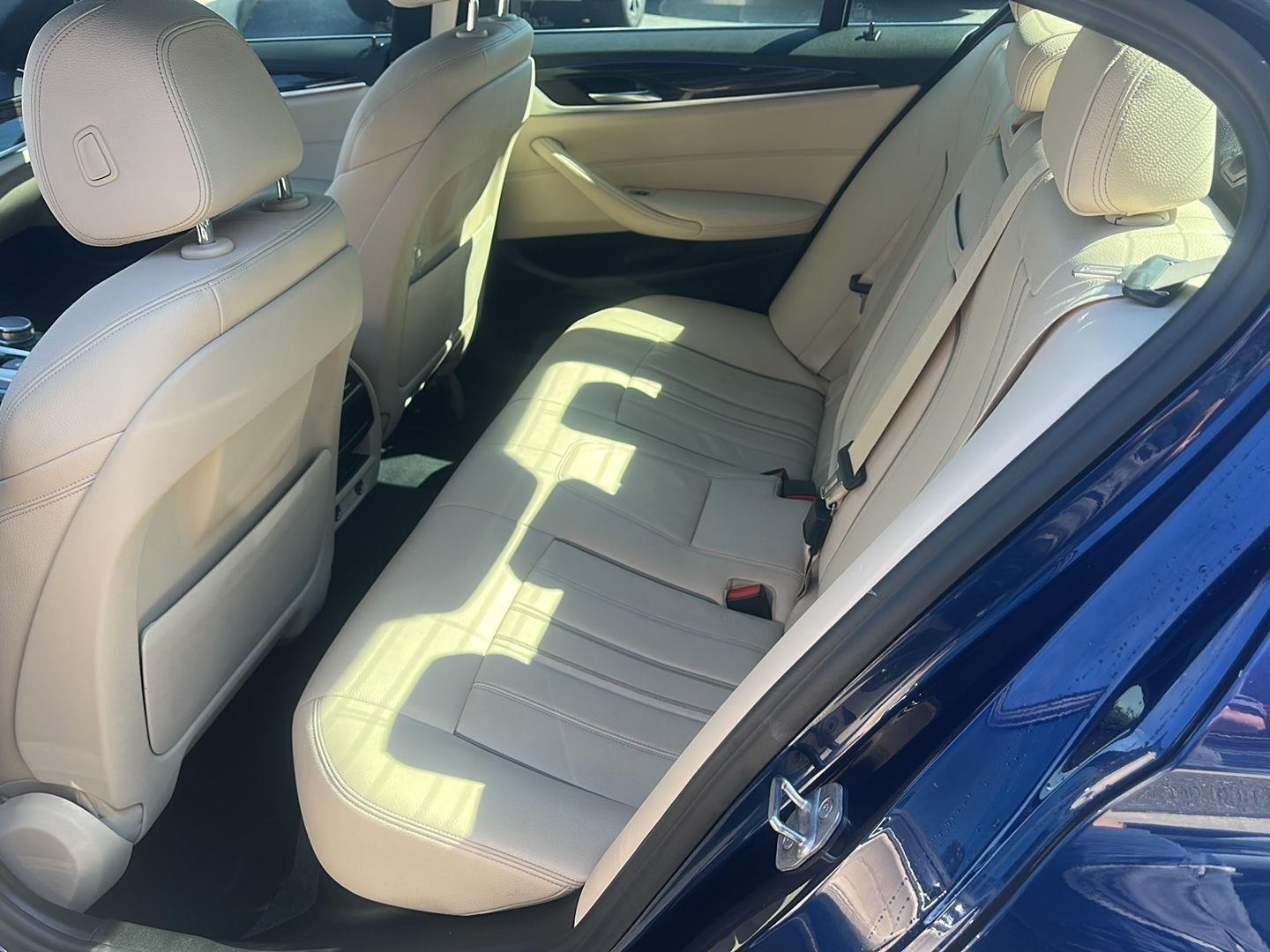 BMW 5-Series 530i xDrive 2019