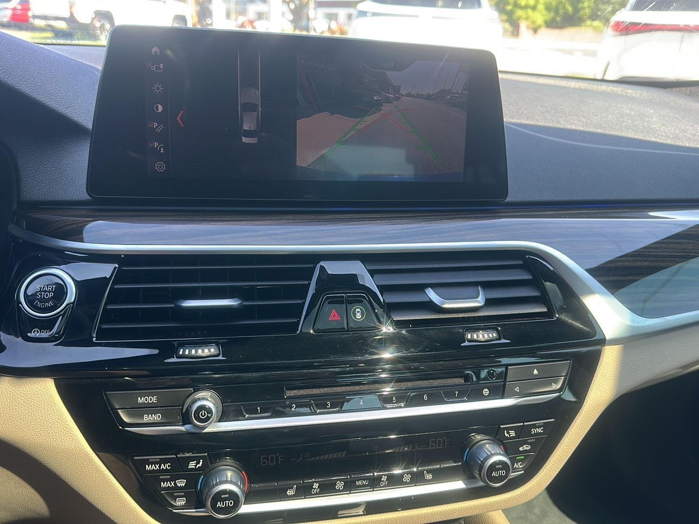 BMW 5-Series 530i xDrive 2019