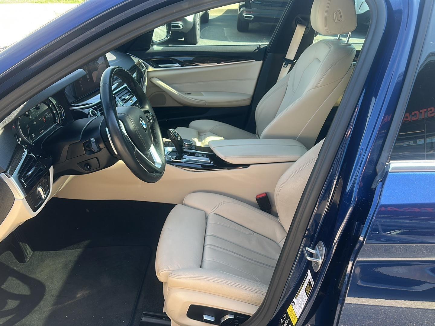 BMW 5-Series 530i xDrive 2019