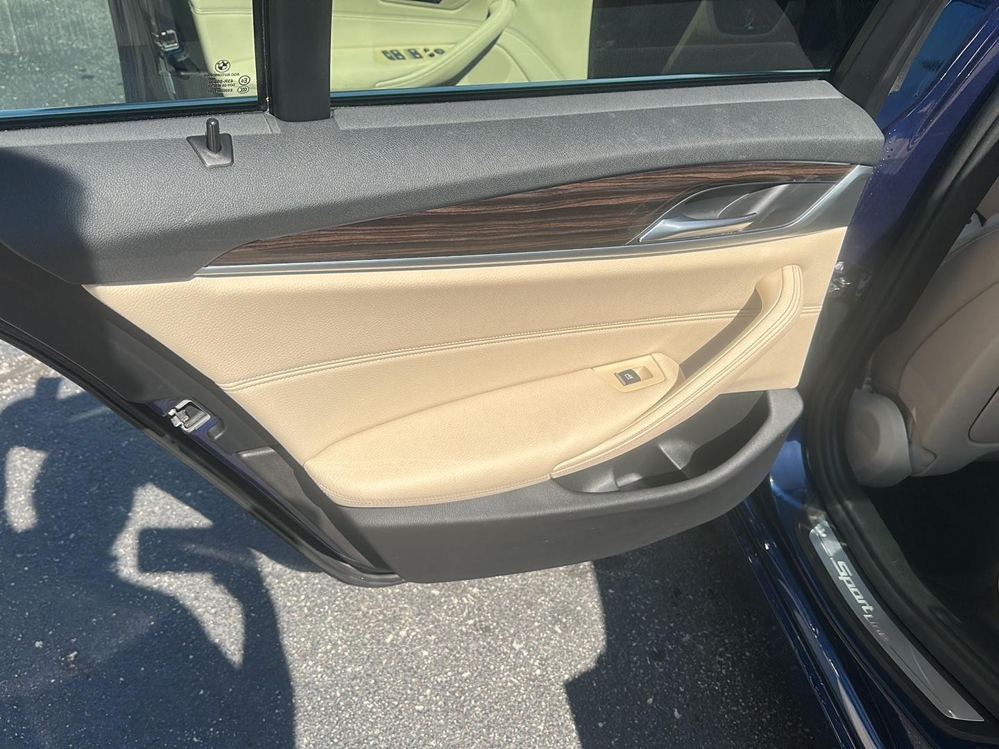 BMW 5-Series 530i xDrive 2019