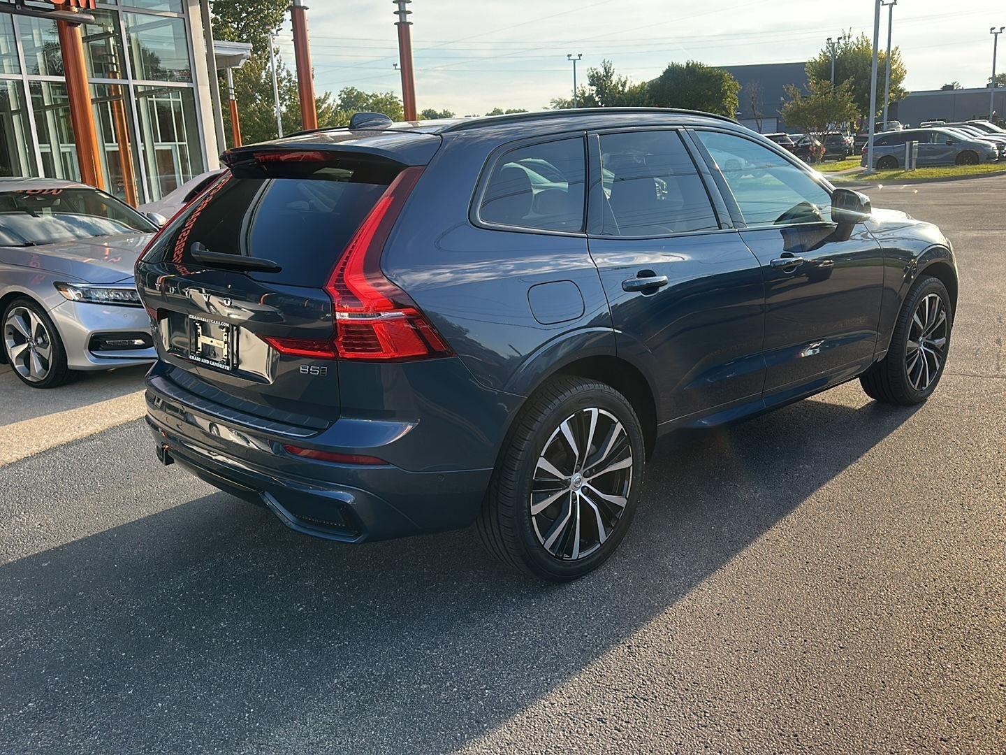 Volvo XC60 B5 Plus Dark AWD 2024