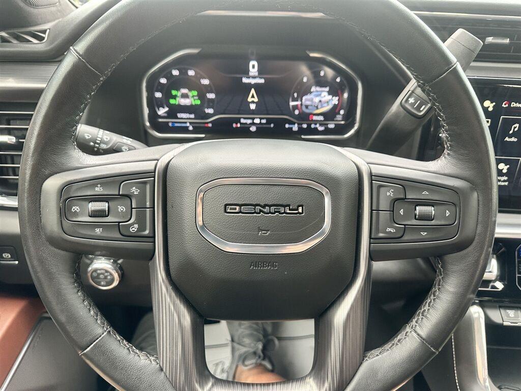GMC Sierra 3500HD Denali Ultimate Crew Cab 4WD 2025