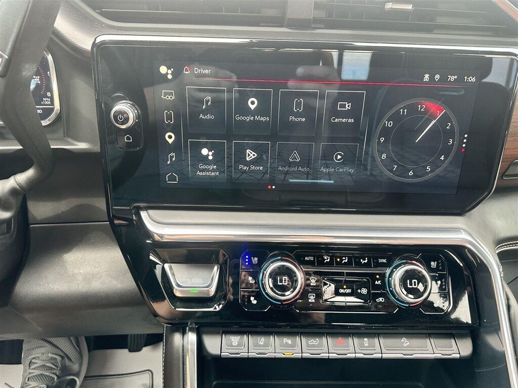 GMC Sierra 3500HD Denali Ultimate Crew Cab 4WD 2025