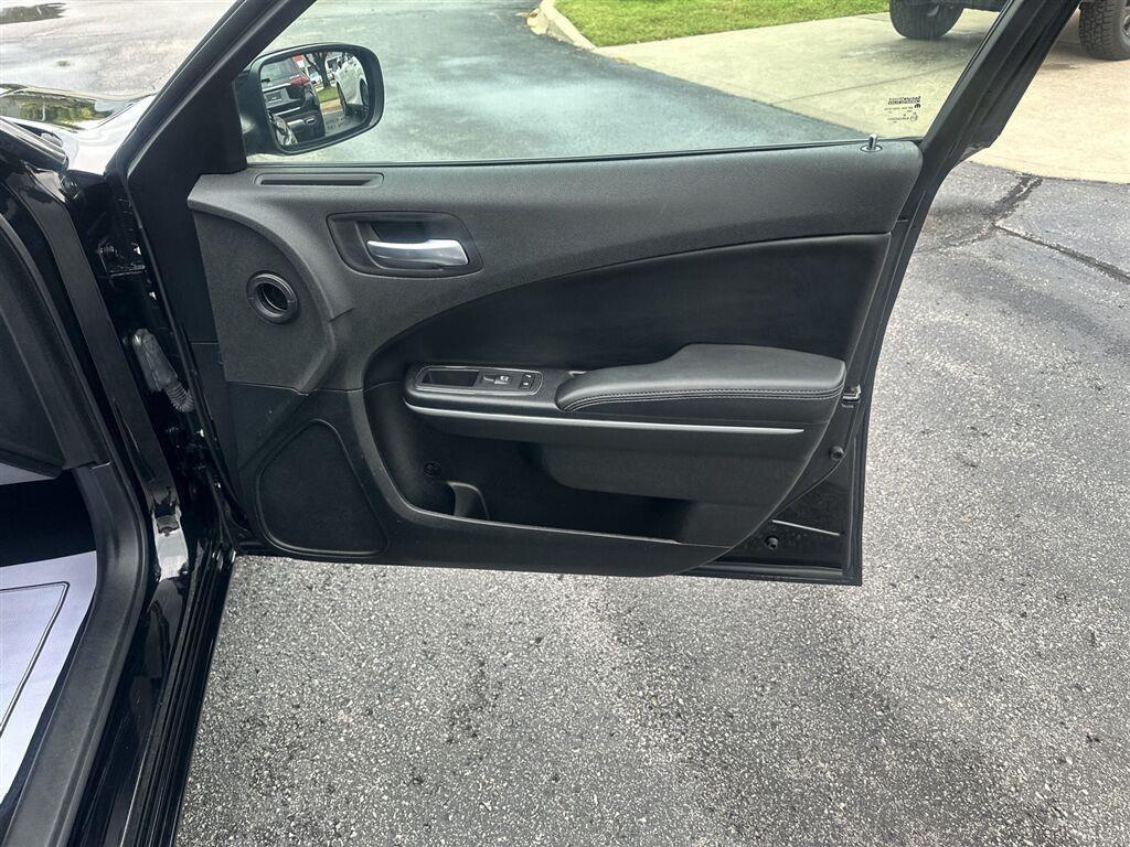 Dodge Charger SXT 2021