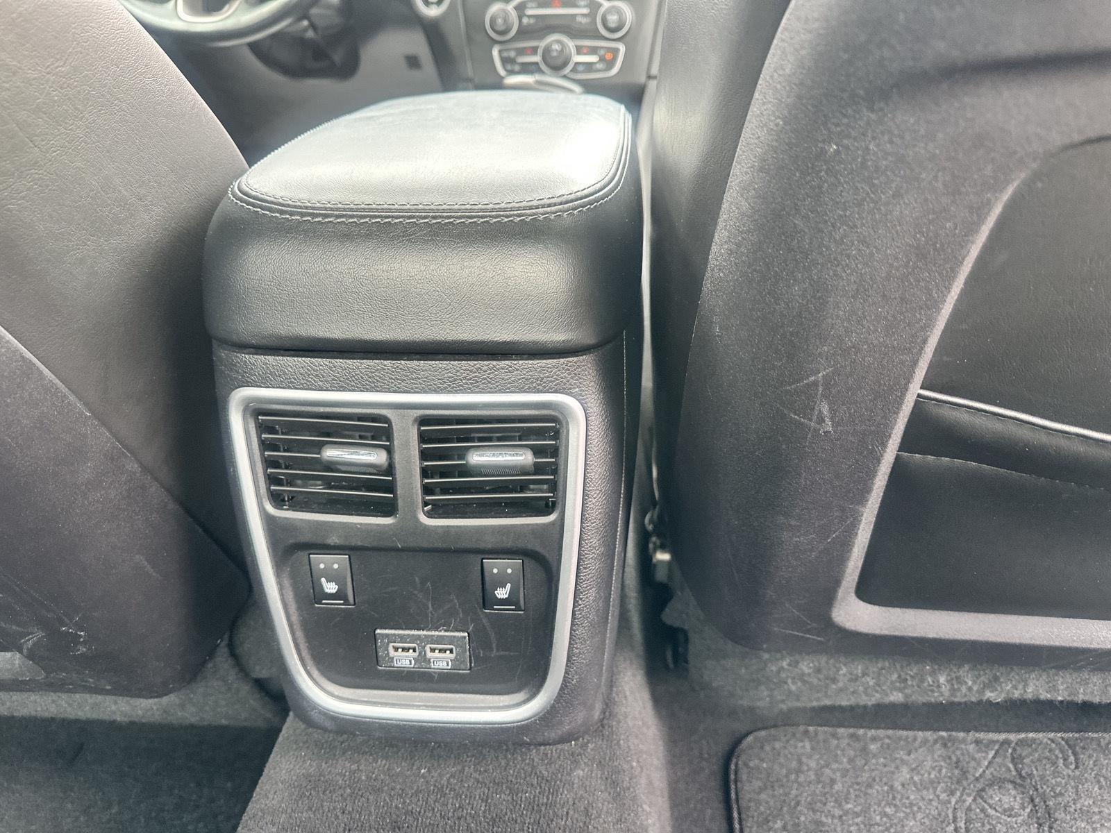 Dodge Charger SXT 2021