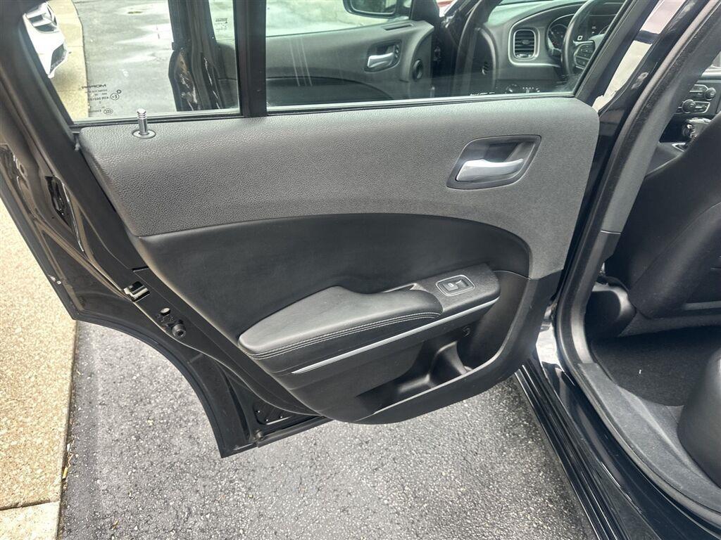 Dodge Charger SXT 2021