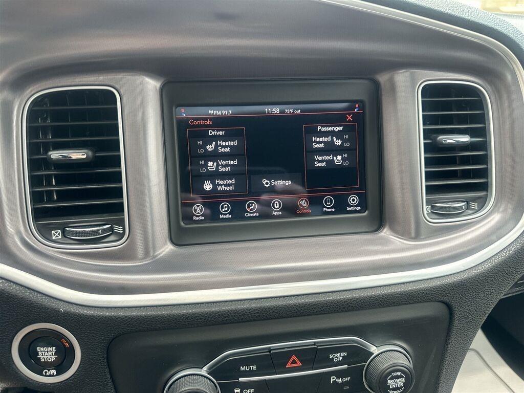Dodge Charger SXT 2021