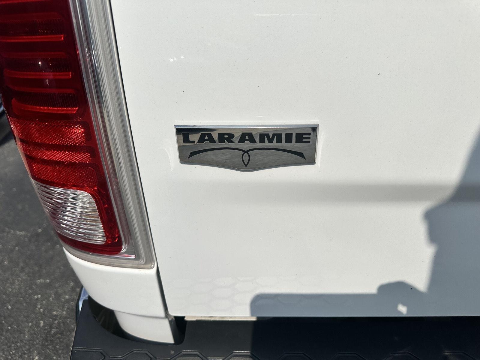 RAM 3500 Laramie Crew Cab LWB 4WD DRW 2018