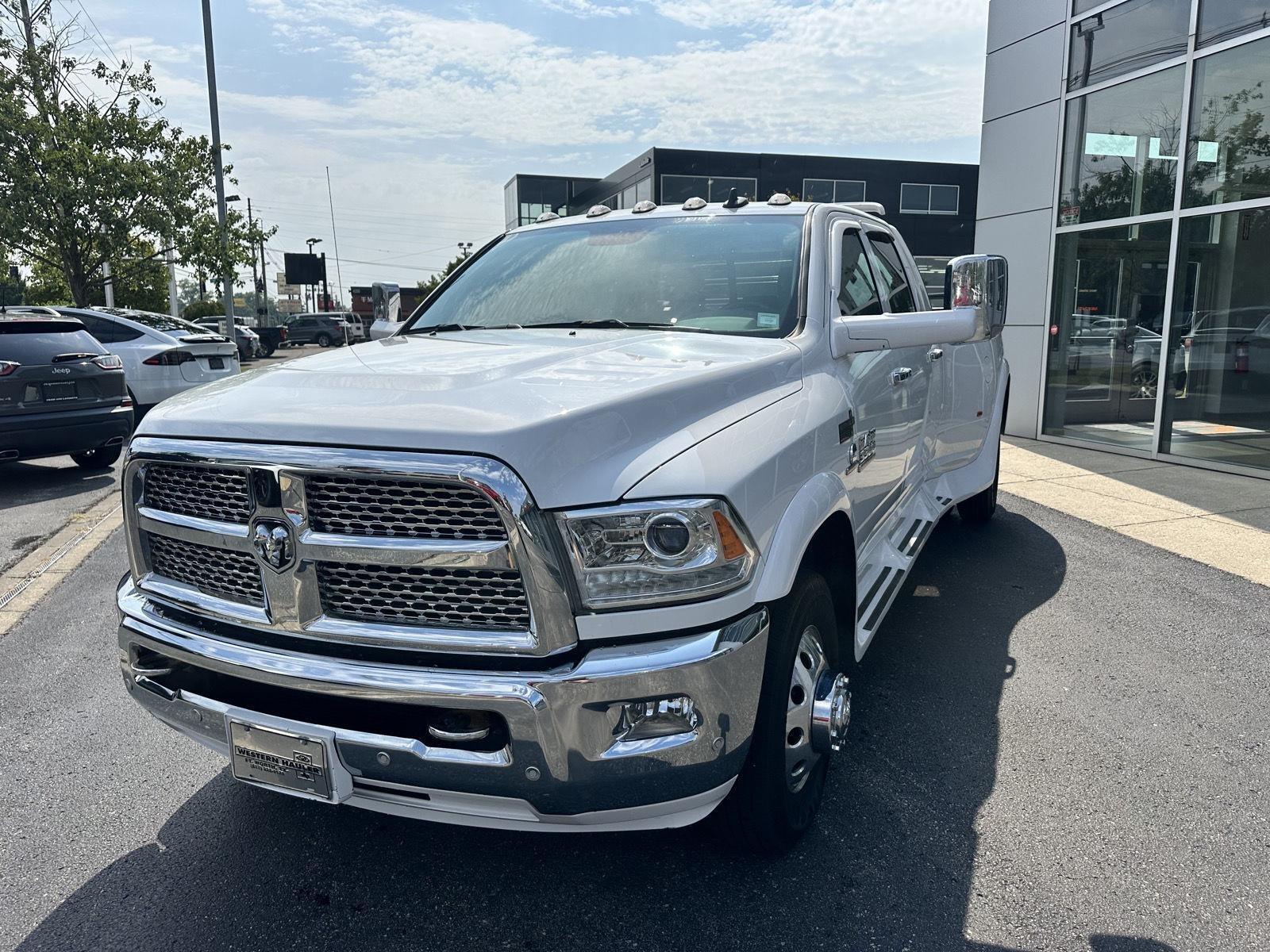 RAM 3500 Laramie Crew Cab LWB 4WD DRW 2018
