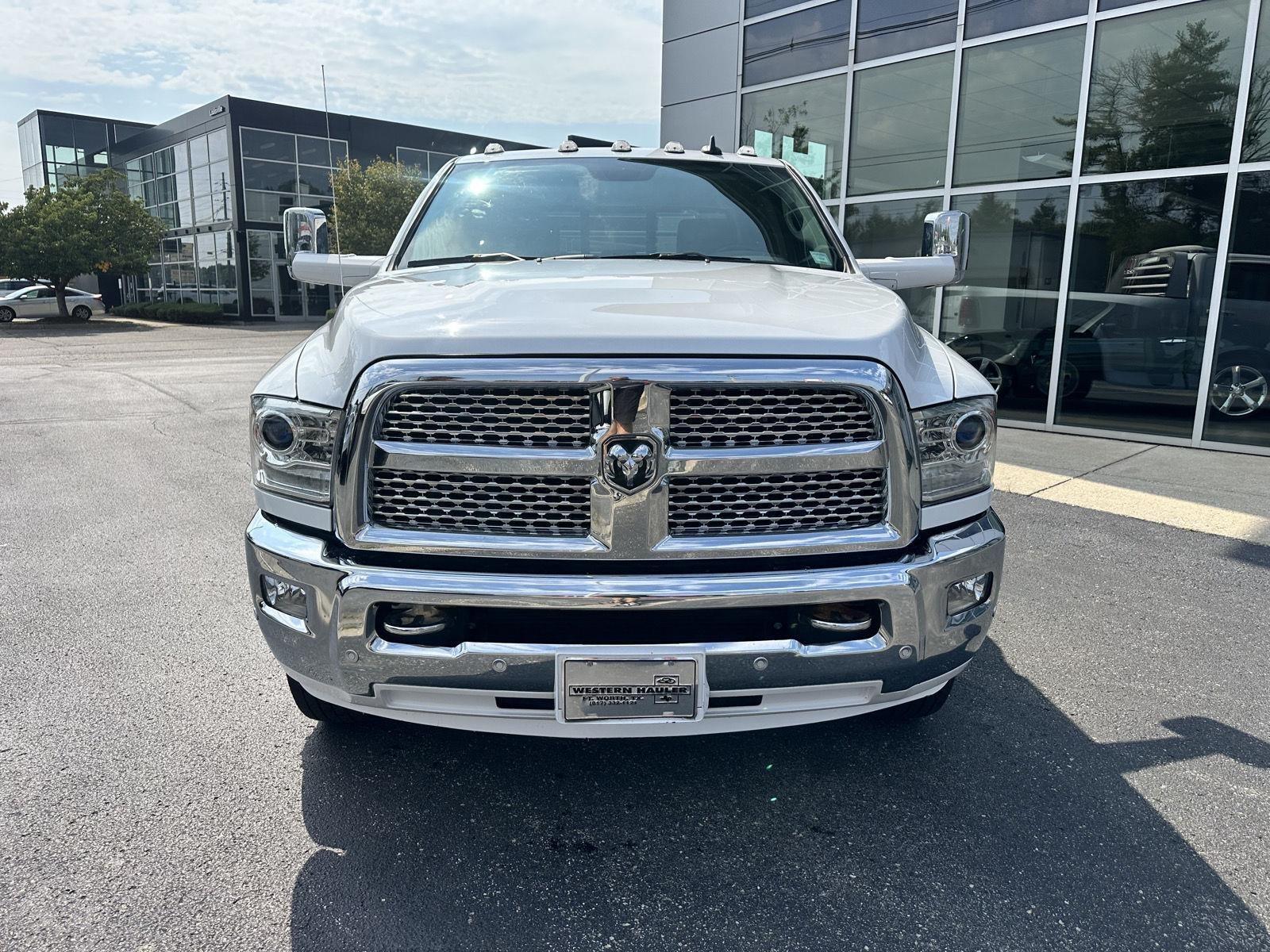 RAM 3500 Laramie Crew Cab LWB 4WD DRW 2018