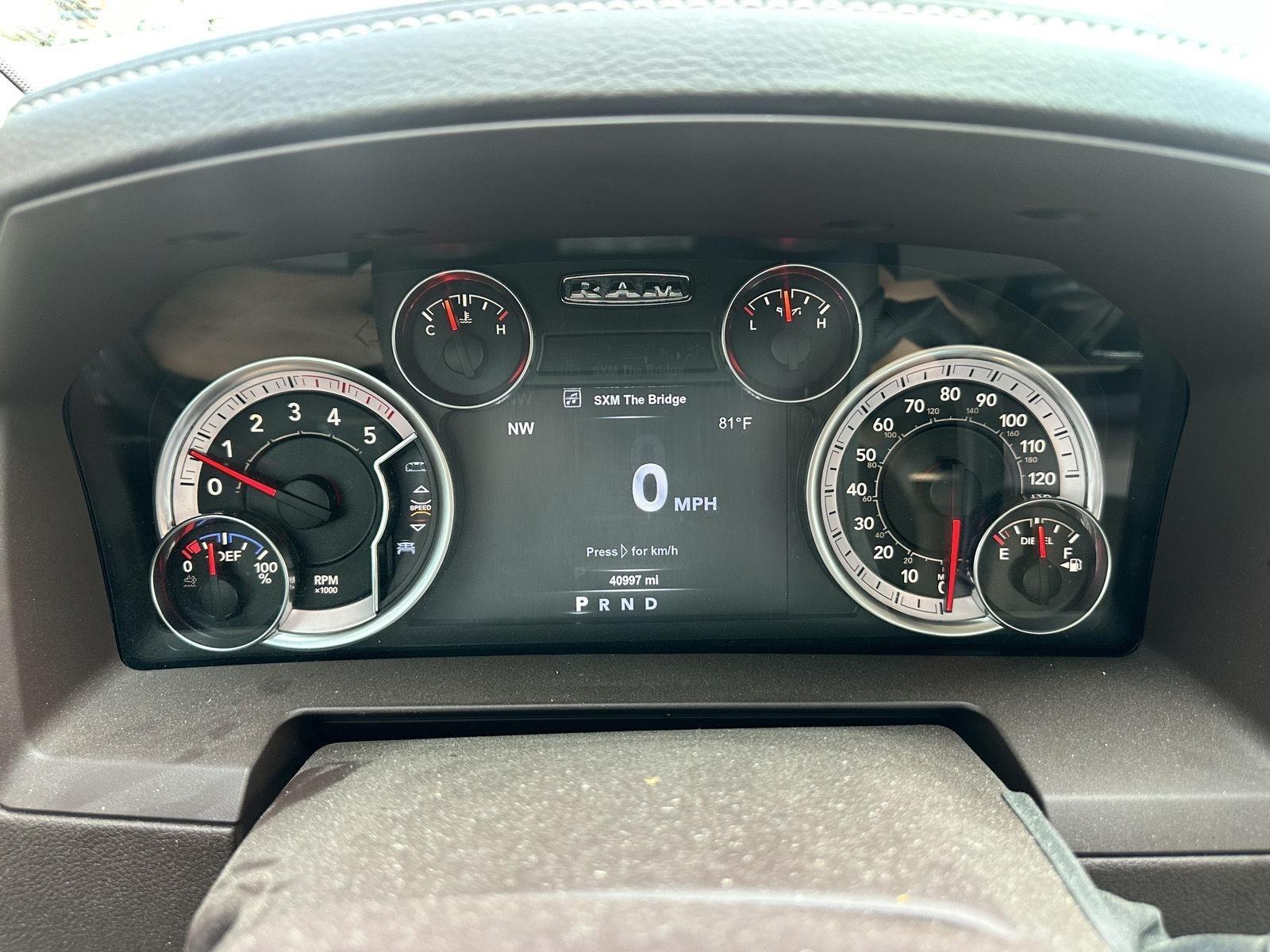 RAM 3500 Laramie Crew Cab LWB 4WD DRW 2018