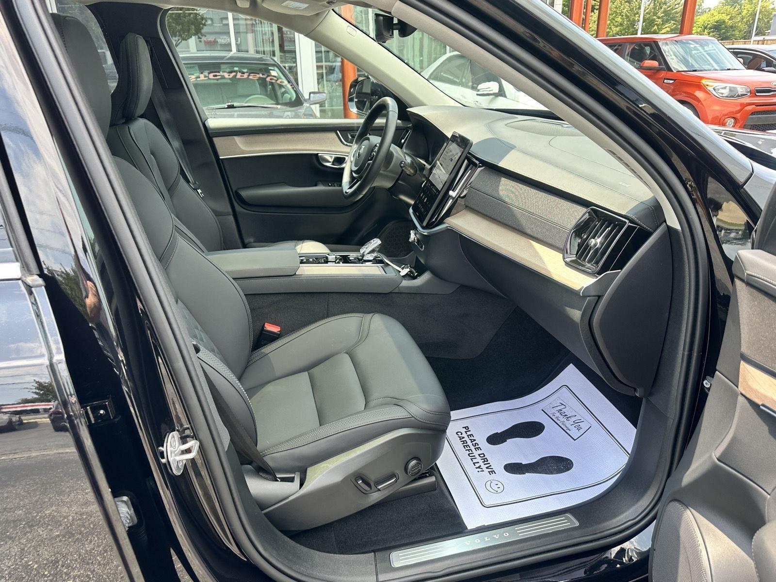 Volvo XC90 B6 Plus Bright 2025