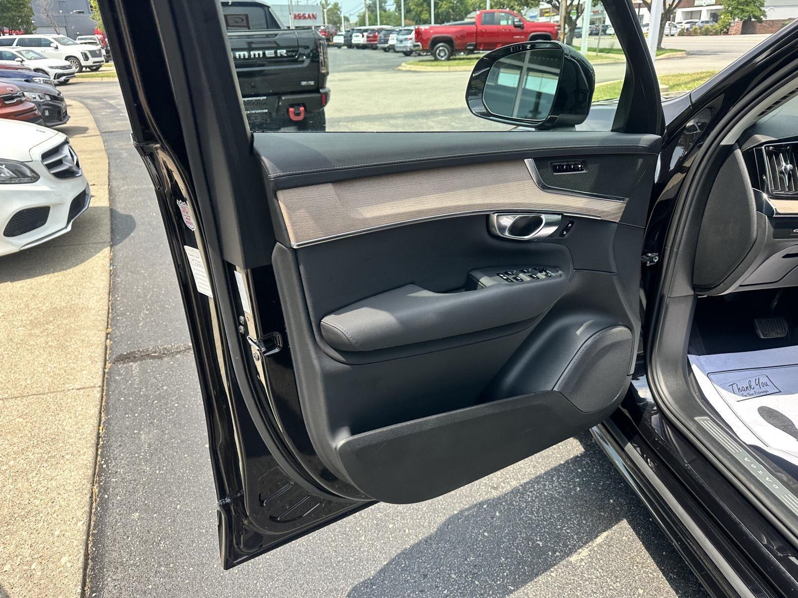 Volvo XC90 B6 Plus Bright 2025