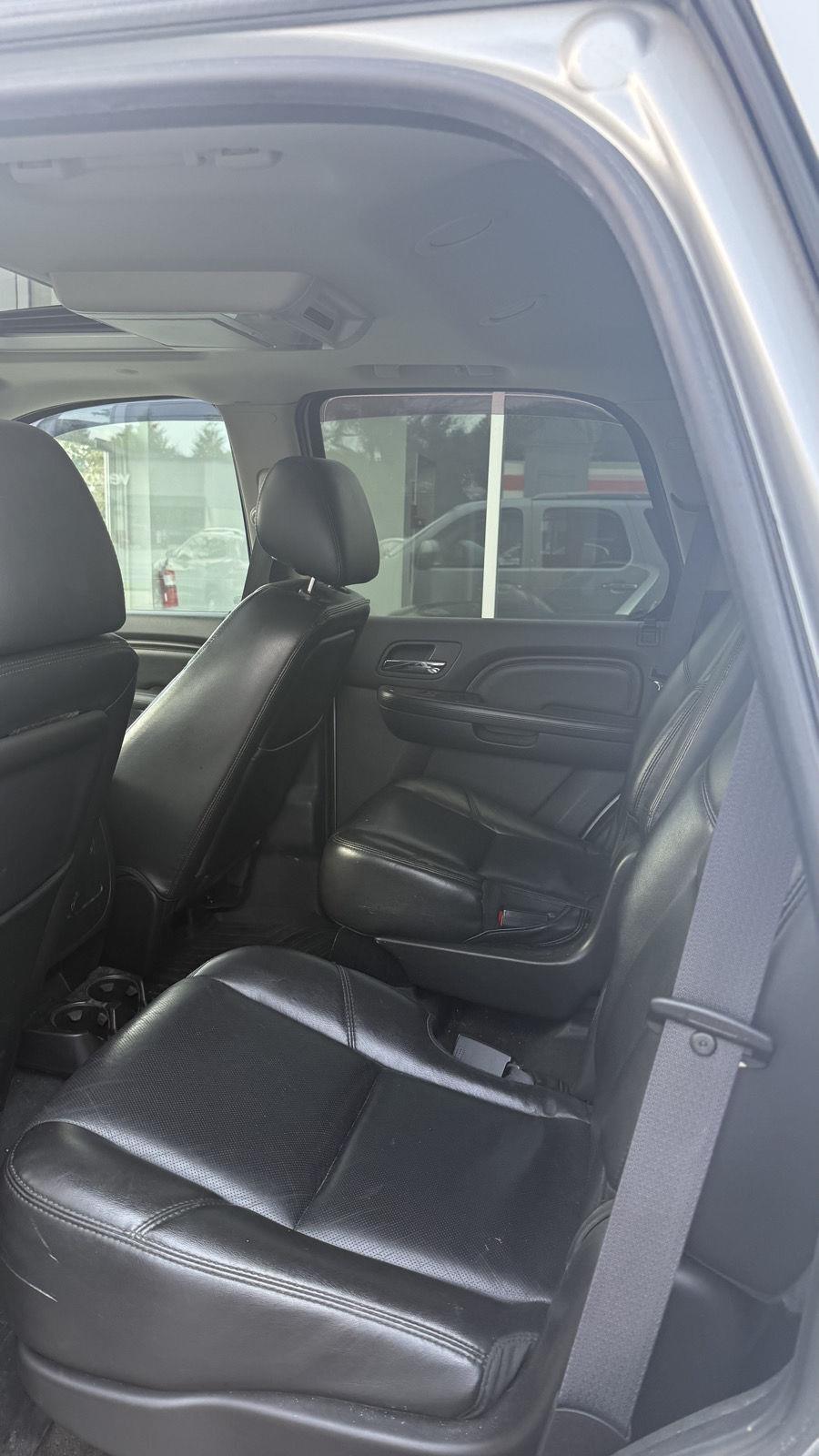 GMC Yukon Denali 4WD 2011