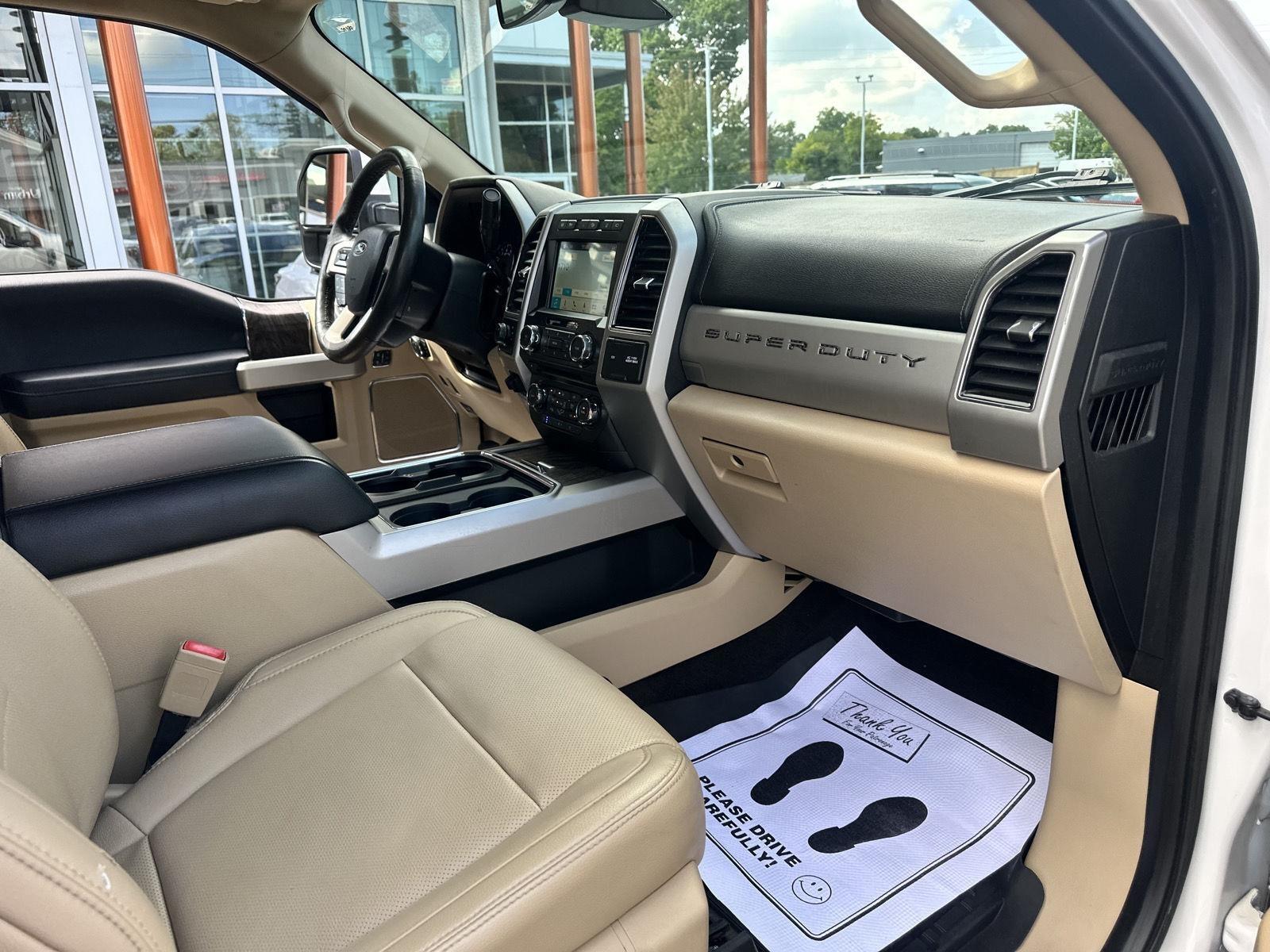 Ford F-250 SD Lariat Crew Cab 4WD 2018