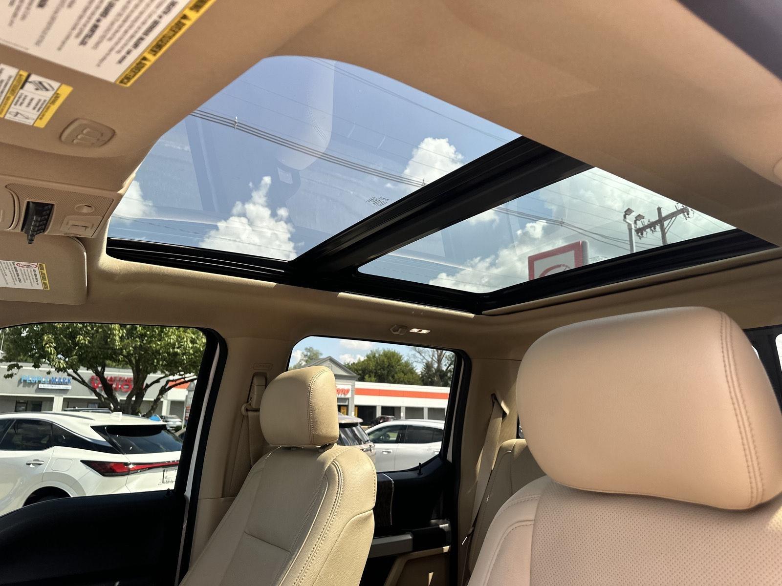 Ford F-250 SD Lariat Crew Cab 4WD 2018