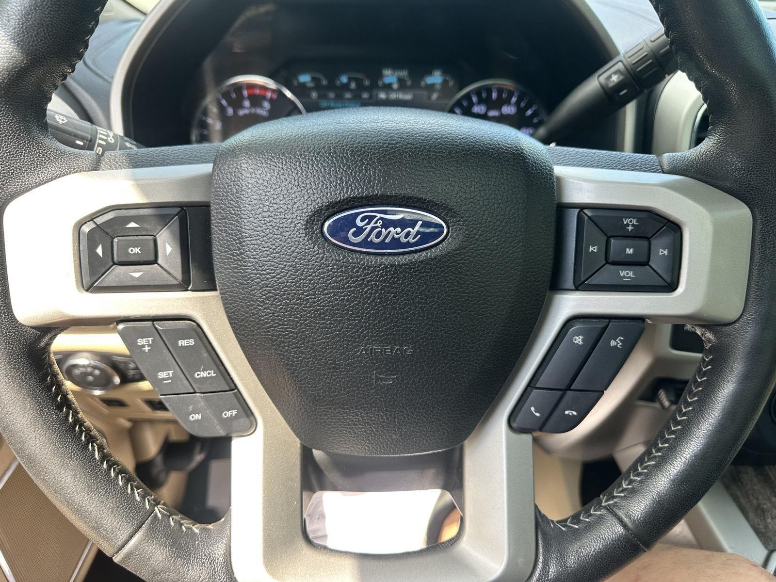Ford F-250 SD Lariat Crew Cab 4WD 2018