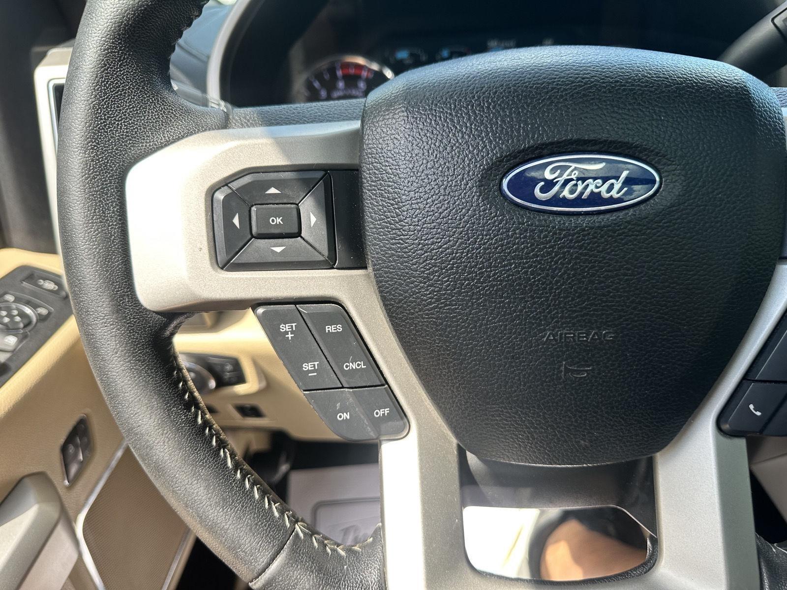 Ford F-250 SD Lariat Crew Cab 4WD 2018