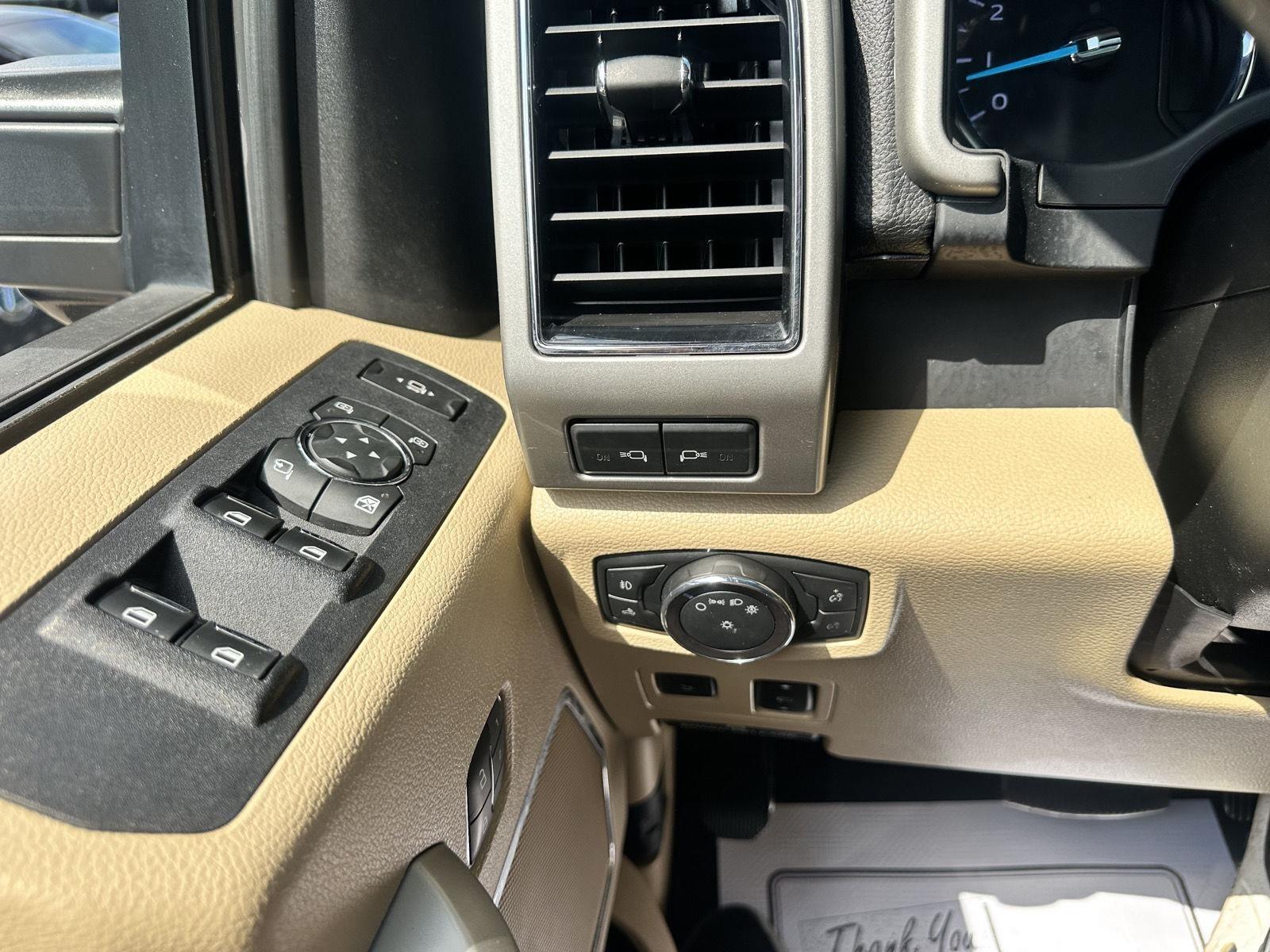 Ford F-250 SD Lariat Crew Cab 4WD 2018