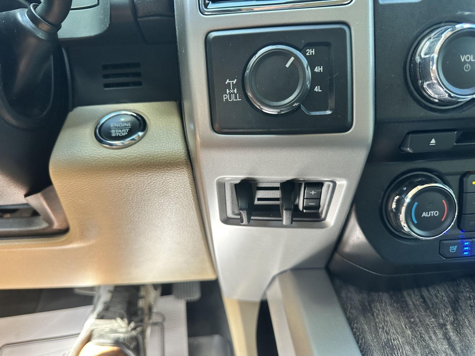 Ford F-250 SD Lariat Crew Cab 4WD 2018
