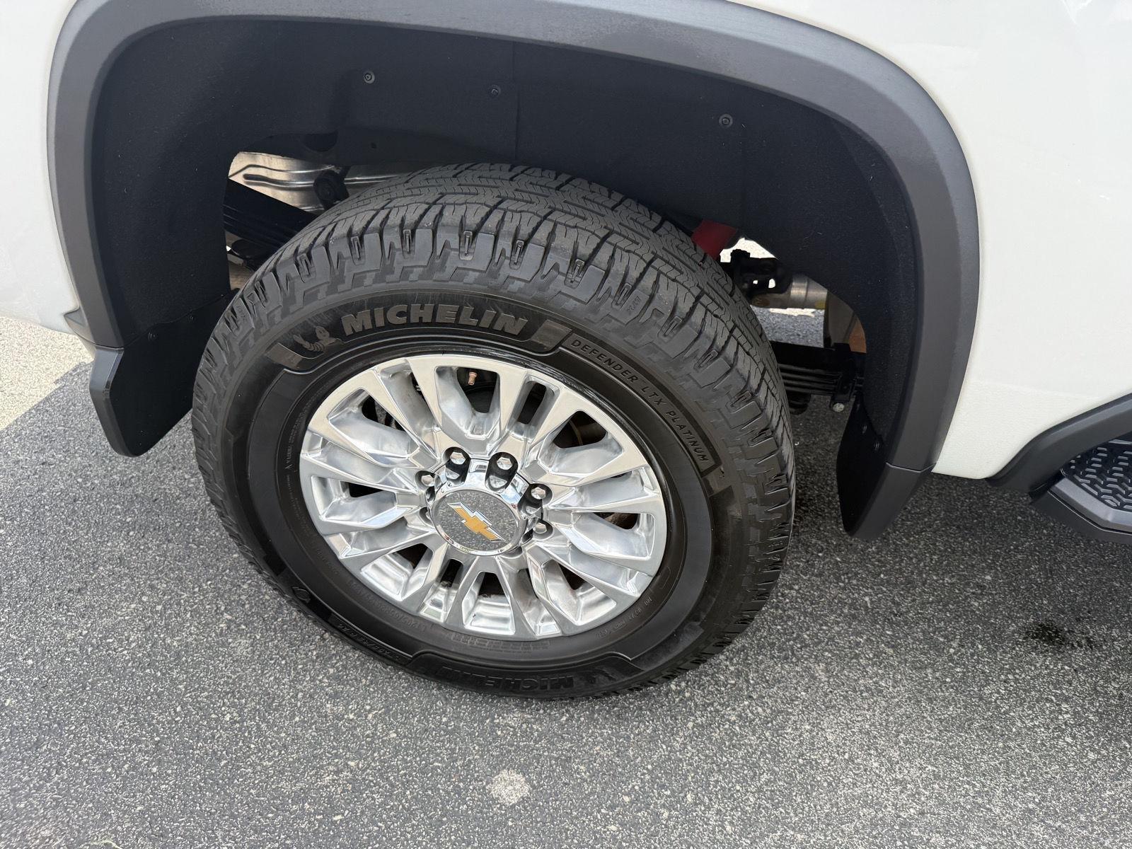 Chevrolet Silverado 2500HD High Country Crew Cab Long Box 4WD 2022