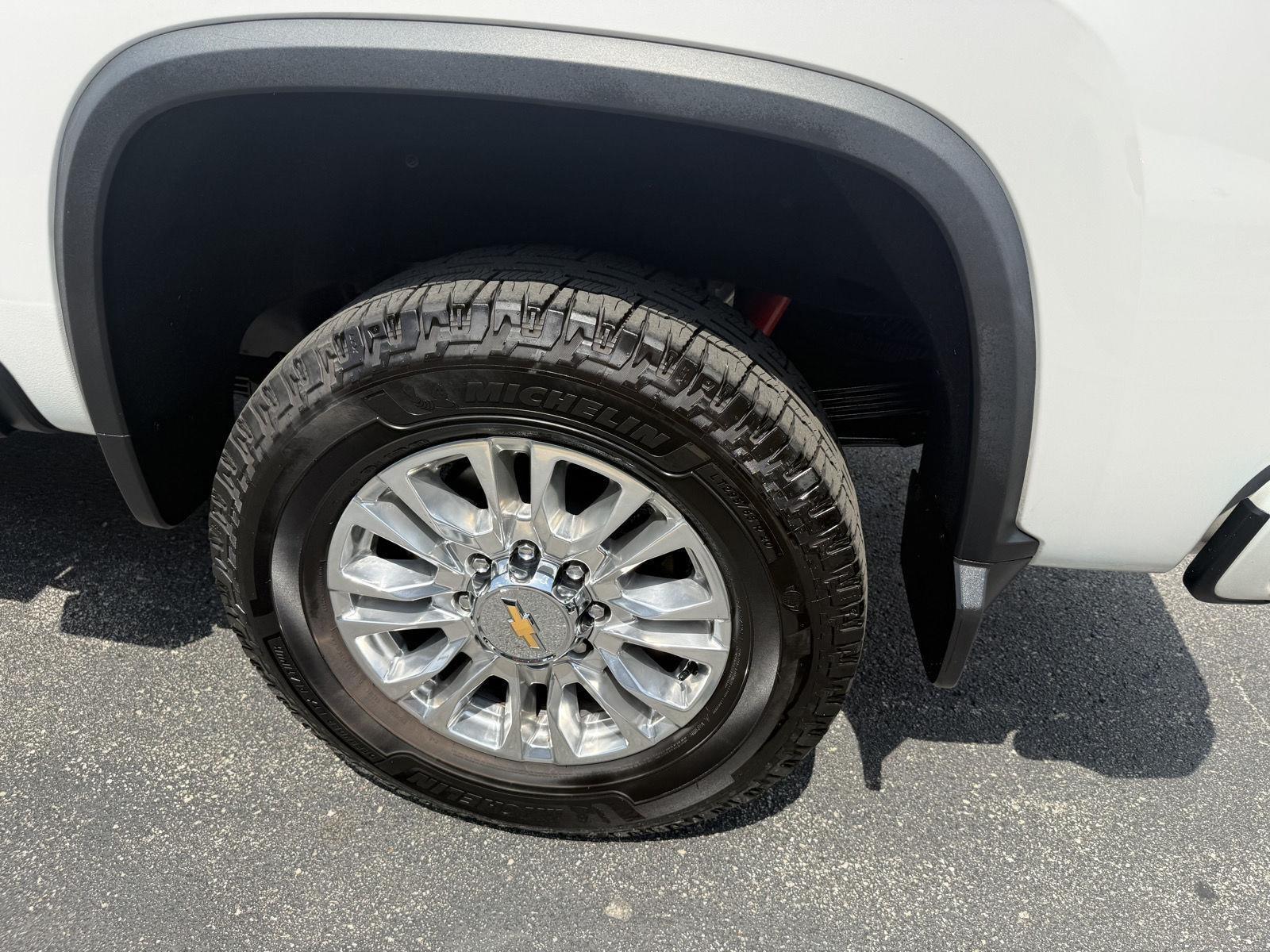 Chevrolet Silverado 2500HD High Country Crew Cab Long Box 4WD 2022