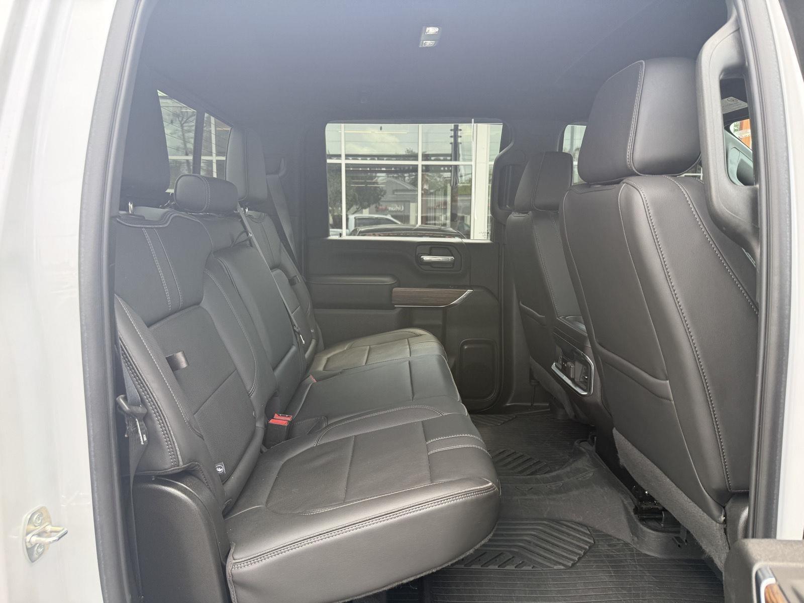 Chevrolet Silverado 2500HD High Country Crew Cab Long Box 4WD 2022