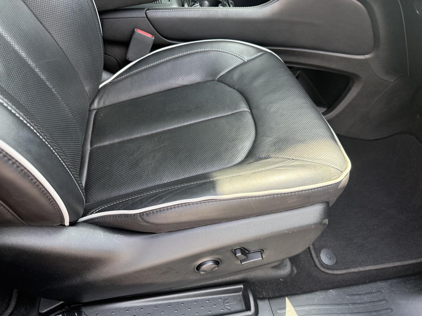 Chrysler Pacifica Limited 2025