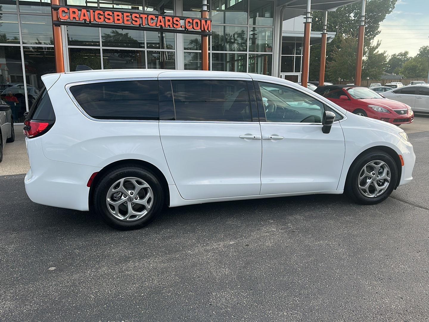 Chrysler Pacifica Limited 2024