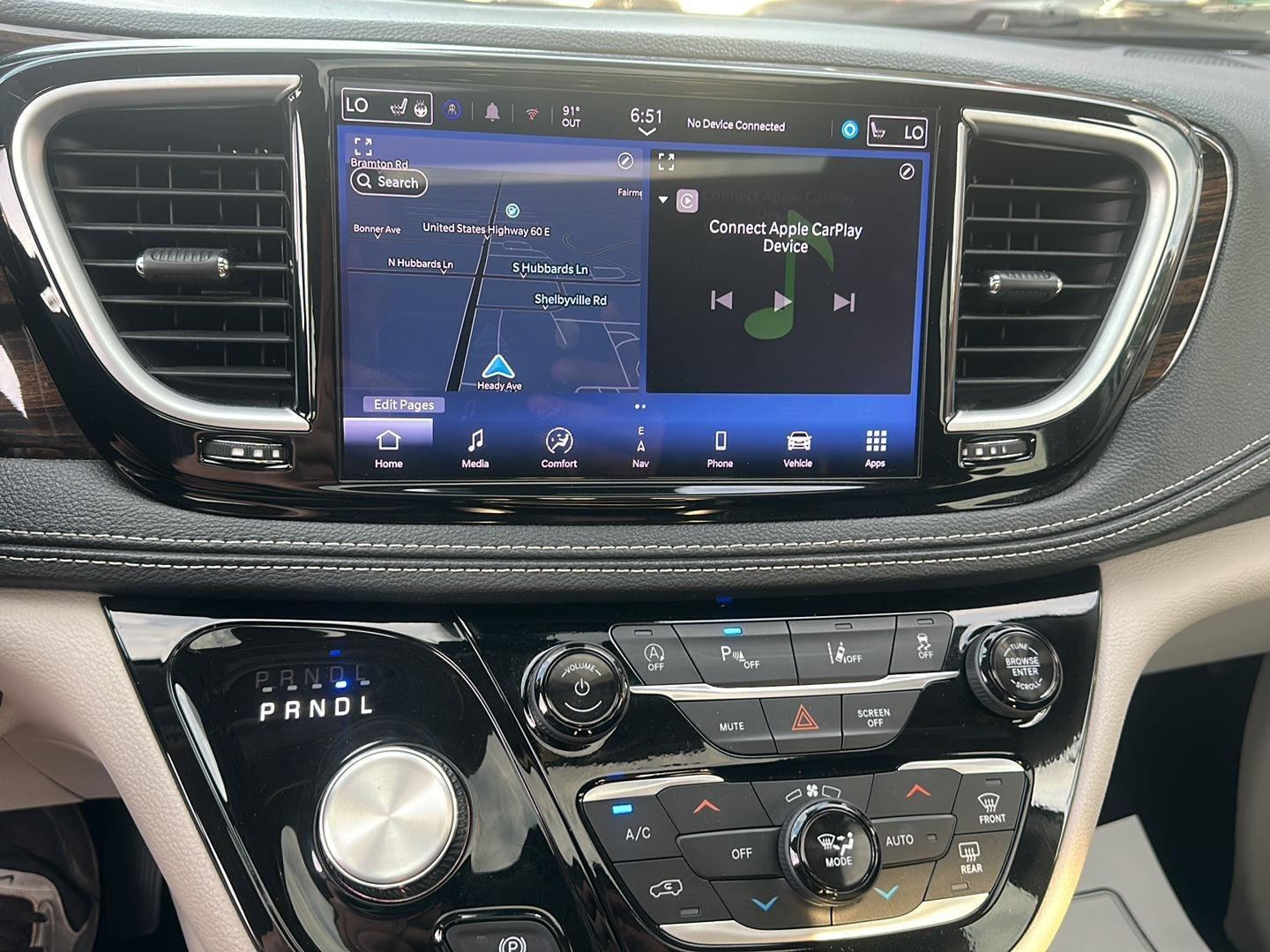 Chrysler Pacifica Limited 2024