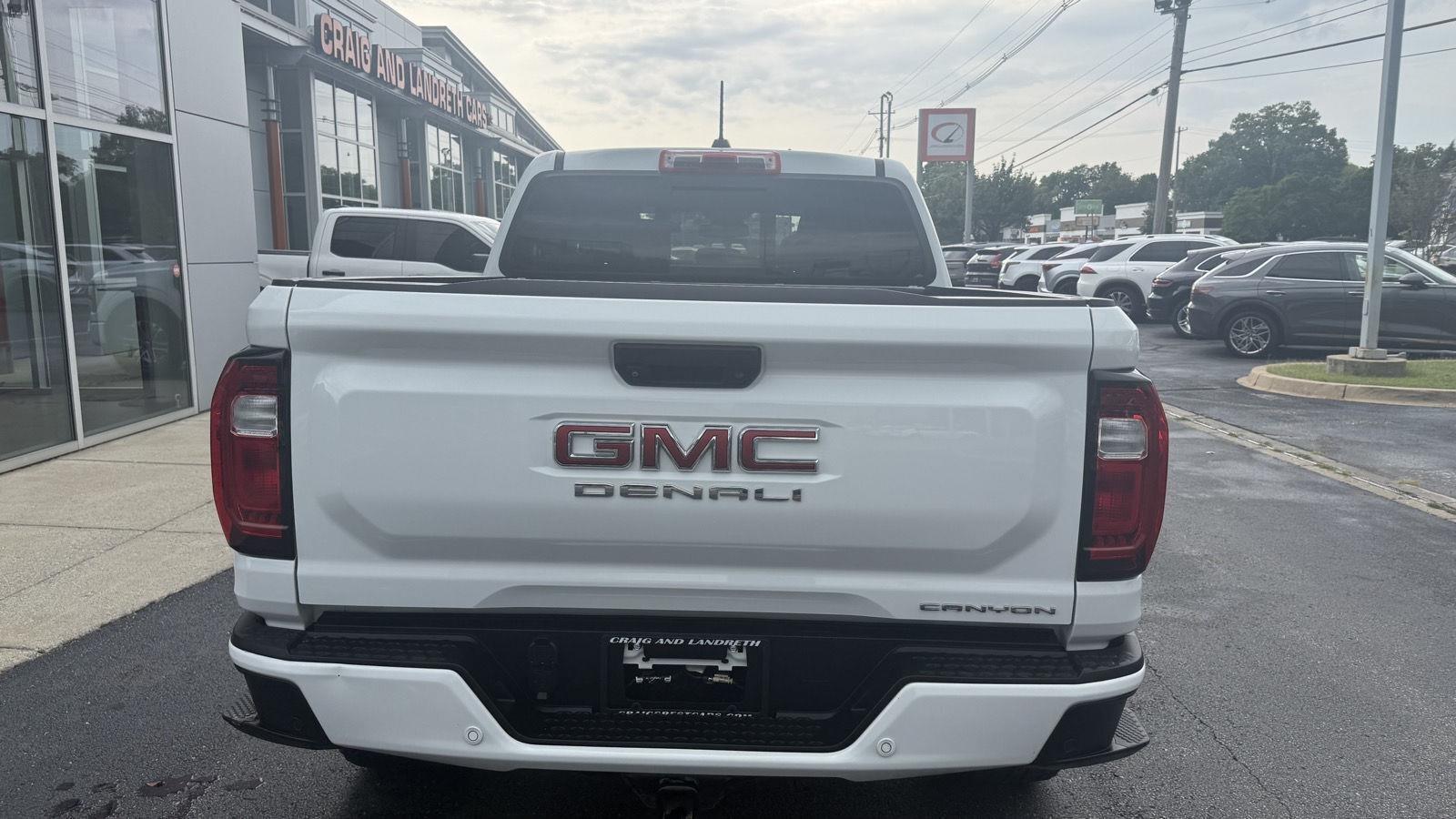 GMC Canyon Denali Crew Cab 4WD 2023
