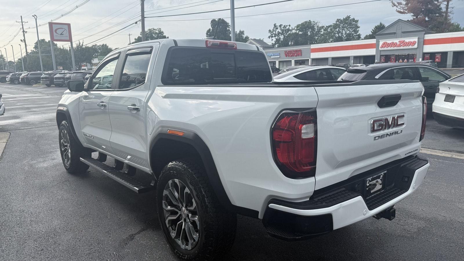 GMC Canyon Denali Crew Cab 4WD 2023