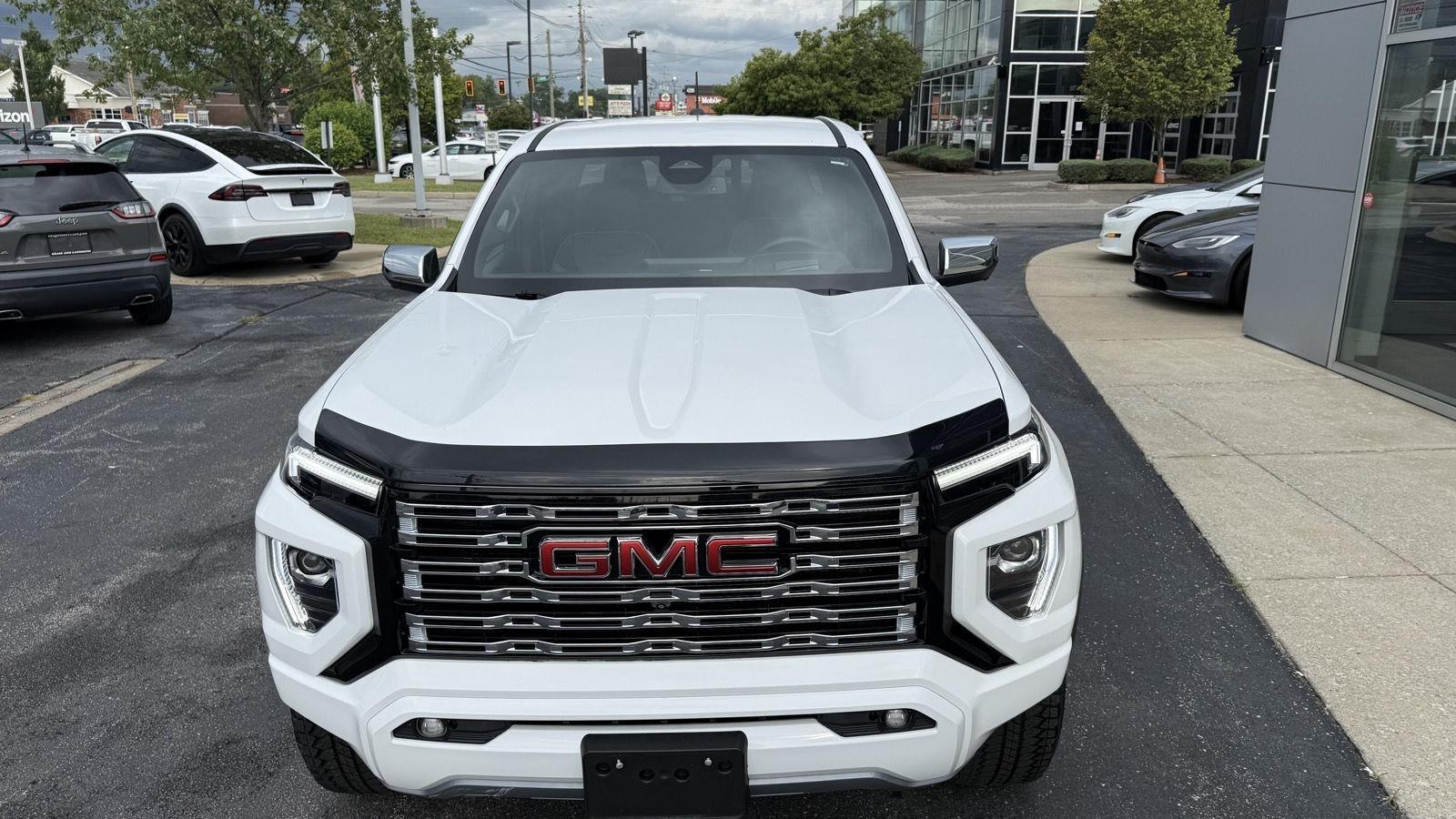 GMC Canyon Denali Crew Cab 4WD 2023